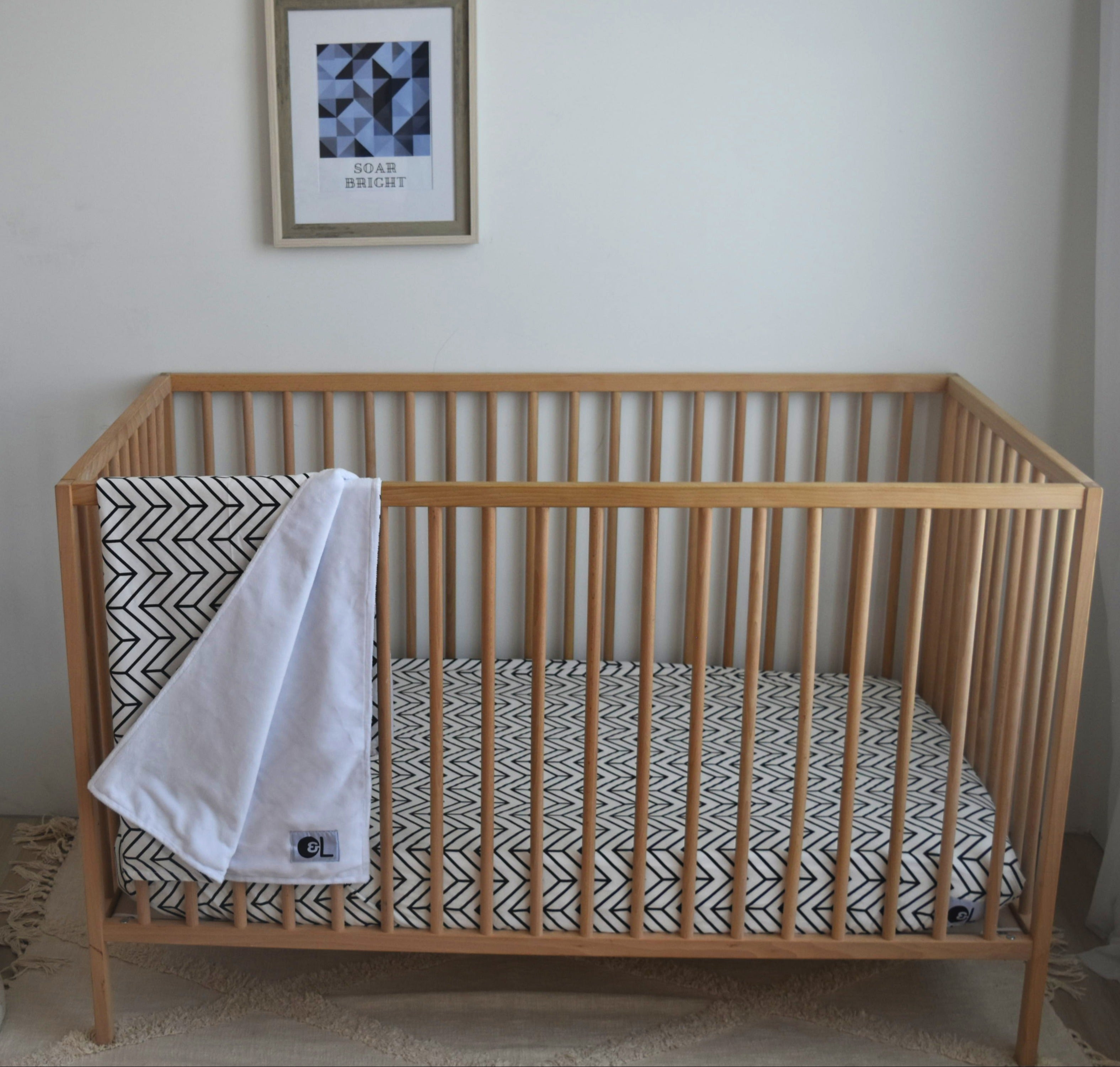 City Heartbeeps + Poppy's Crayons - Deluxe - Multi-colored Lines on Ivory + Poppy Crib Bedding Set